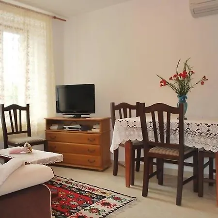 Spacious In With Private Terrace * Lopud