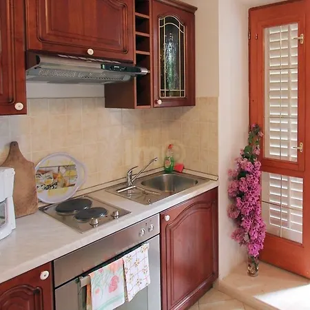 Spacious In With Private Terrace فيلة